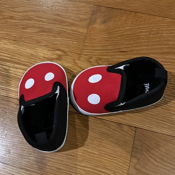 Disney Mickey Mouse Red and Black Infant Shoes~6-9 Months - Picture 5 of 12